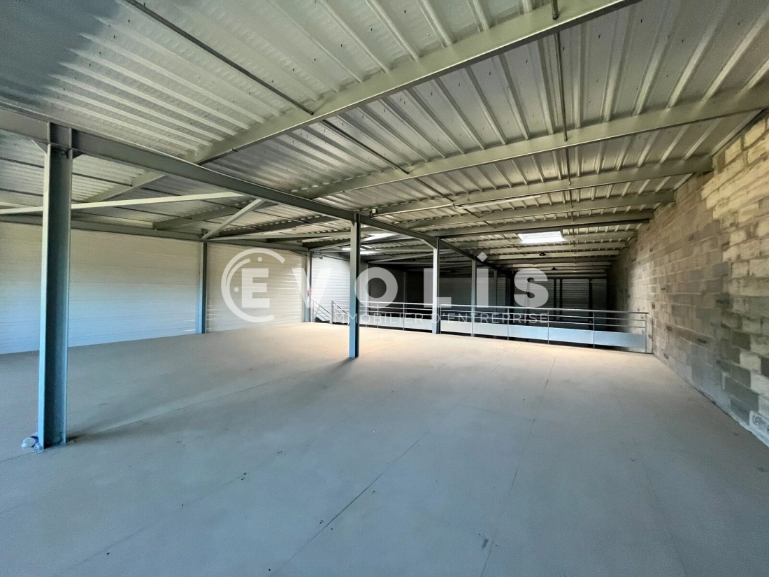 Photo 10 – location Entrepôts / activités	AMBARES ET LAGRAVE (33440)
