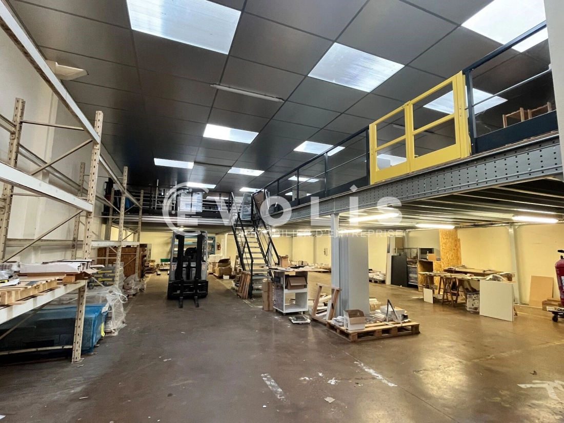 Photo 4 – location Entrepôts / activités	EYSINES (33320)