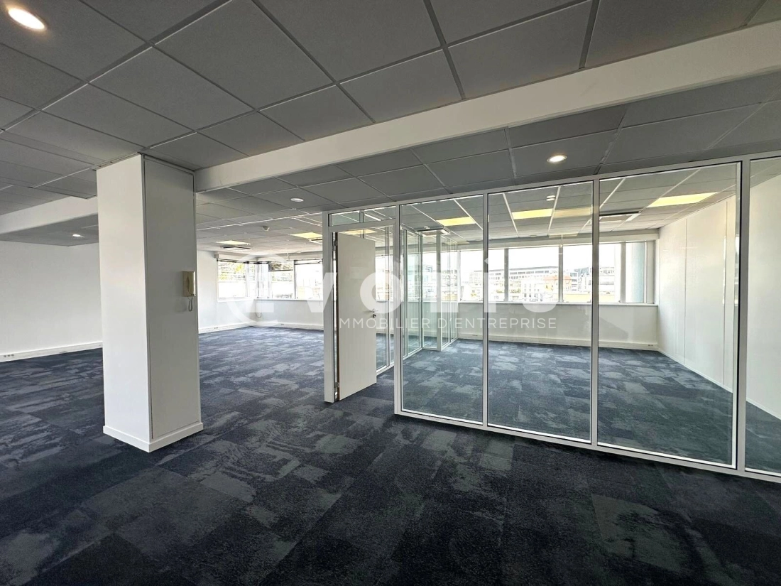 Photo 12 – location bureaux	ISSY LES MOULINEAUX (92130)