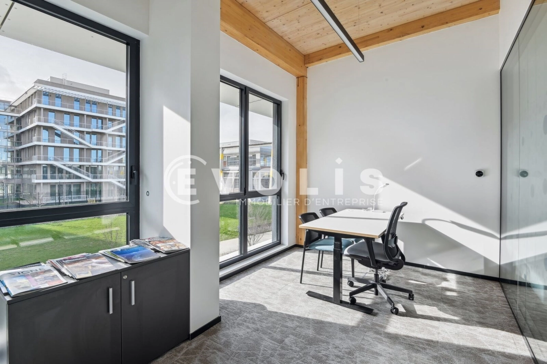 Photo 11 – location Entrepôts / activités	NANTERRE (92000)