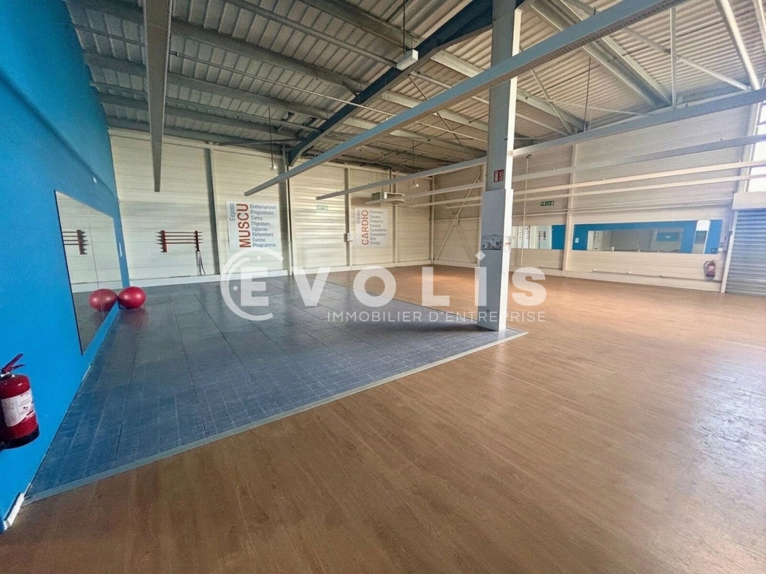 Photo 3 – location Locaux commerciaux	MENNECY (91540)