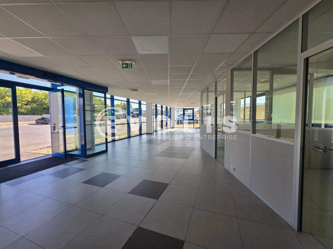 Photo 8 – location Entrepôts / activités	CHILLY MAZARIN (91380)