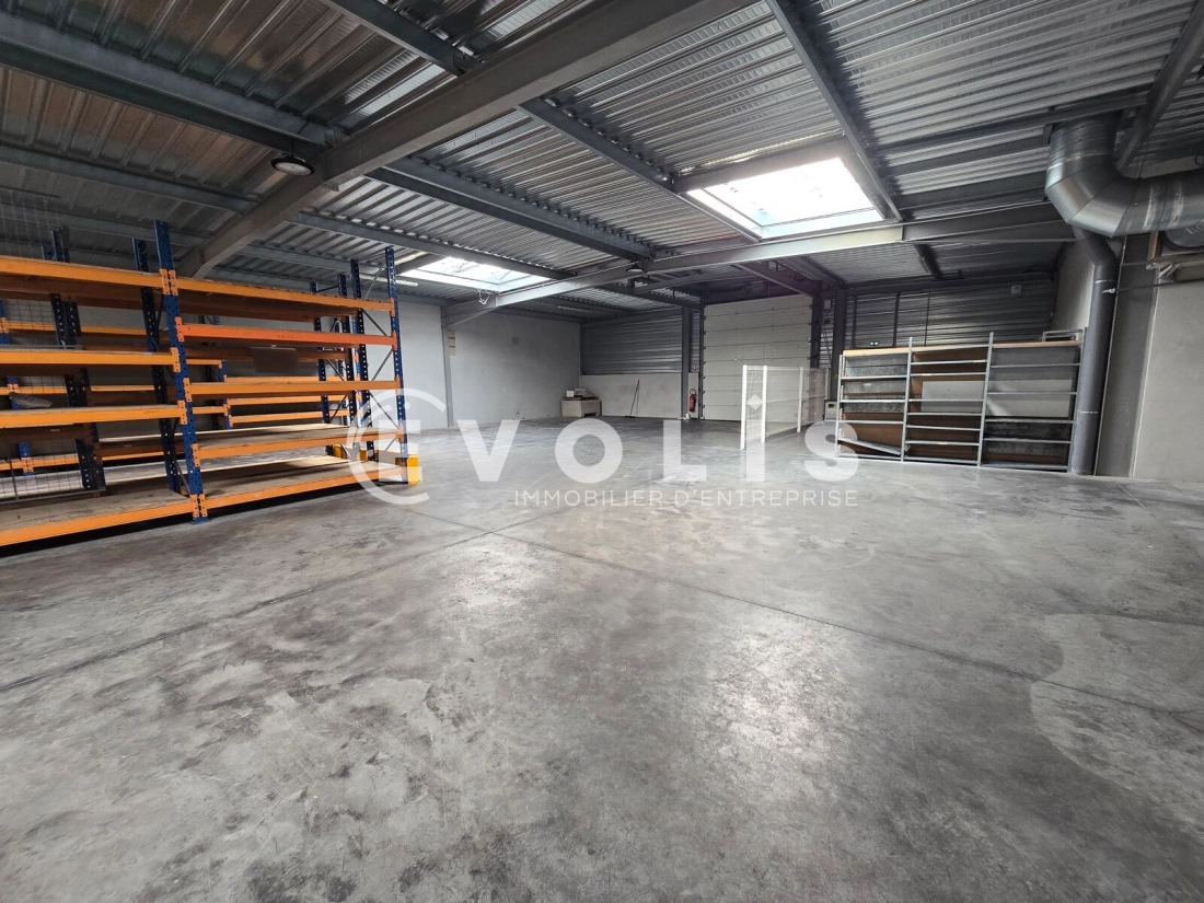 Photo 5 – location Entrepôts / activités	CHILLY MAZARIN (91380)