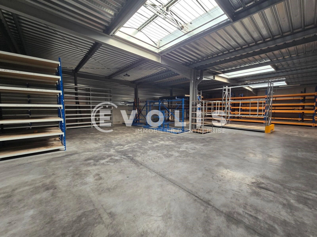 Photo 2 – location Entrepôts / activités	CHILLY MAZARIN (91380)