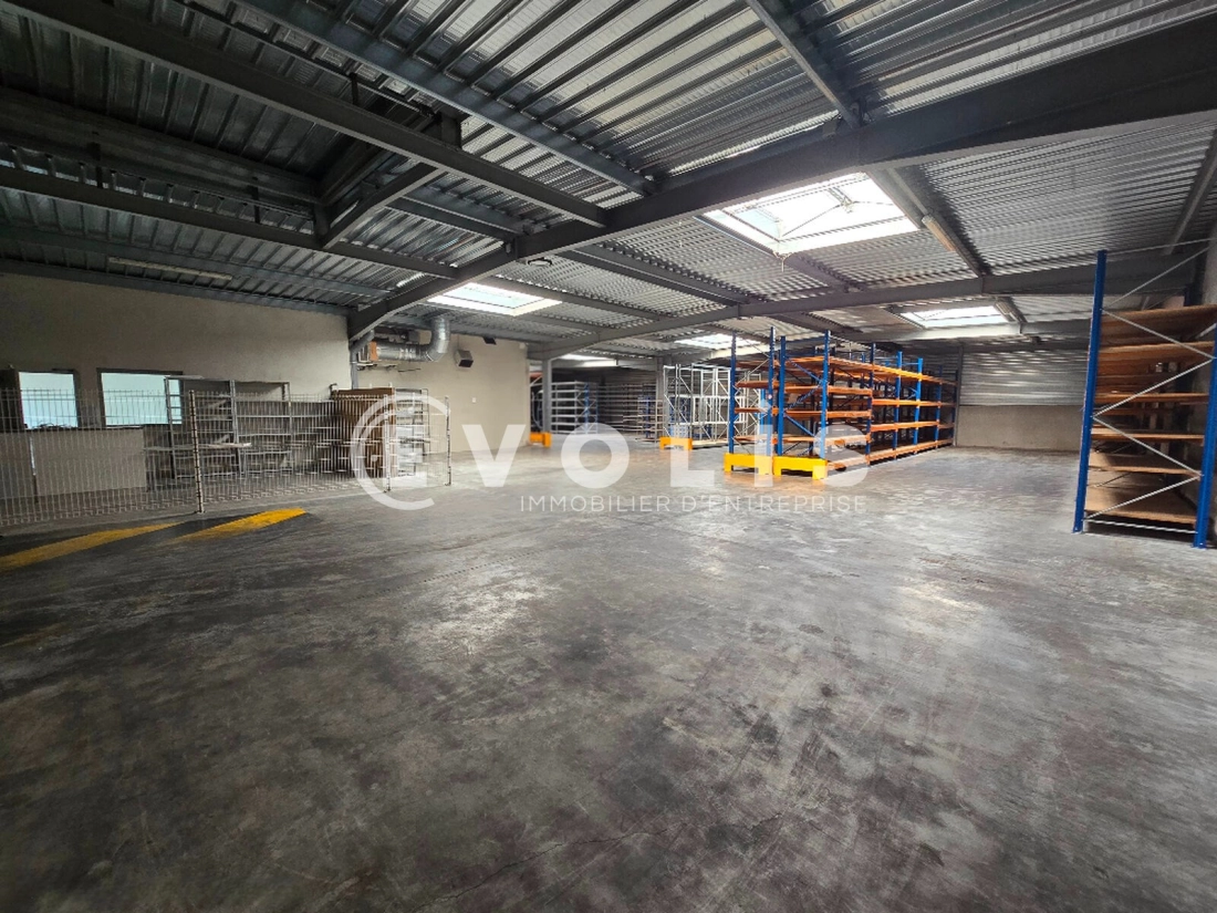 Photo 1 – location Entrepôts / activités	CHILLY MAZARIN (91380)