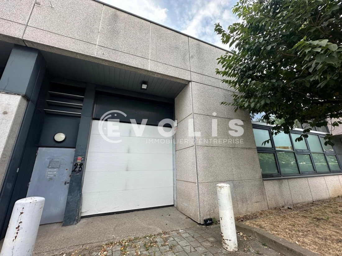 Photo 1 – location Entrepôts / activités	GENNEVILLIERS (92230)