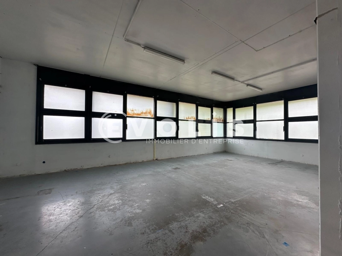 Photo 8 – location Entrepôts / activités	GENNEVILLIERS (92230)