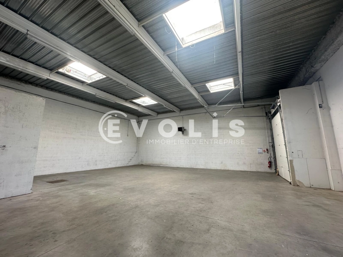 Photo 2 – location Entrepôts / activités	GENNEVILLIERS (92230)