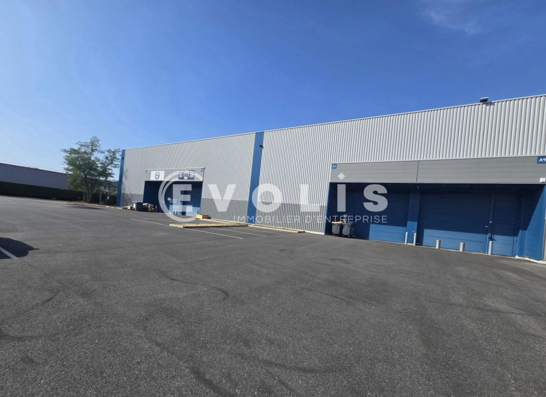 Photo 4 – location Entrepôts / activités	VILLEBON SUR YVETTE (91140)
