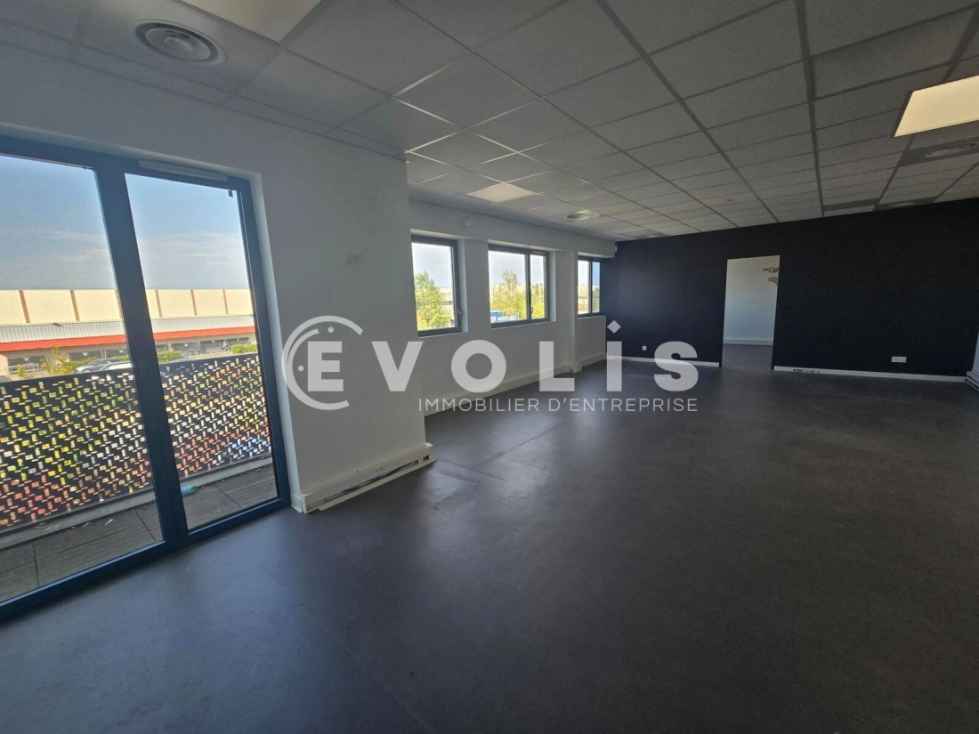Photo 10 – location Entrepôts / activités	VILLEBON SUR YVETTE (91140)