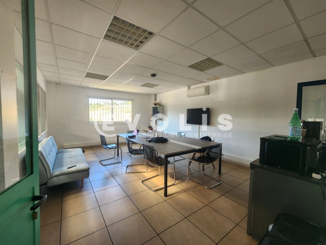 Photo 7 – location Entrepôts / activités	SAINT MARCEL BEL ACCUEIL (38080)