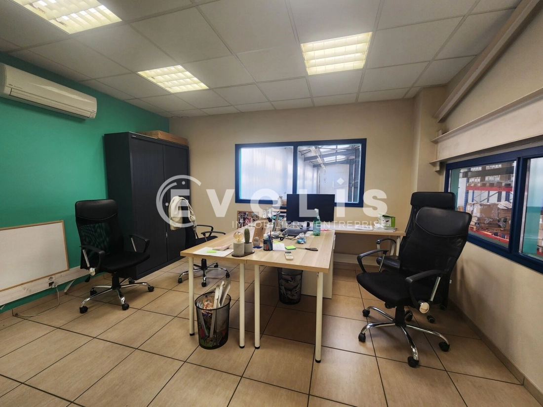 Photo 10 – location Entrepôts / activités	SAINT MARCEL BEL ACCUEIL (38080)