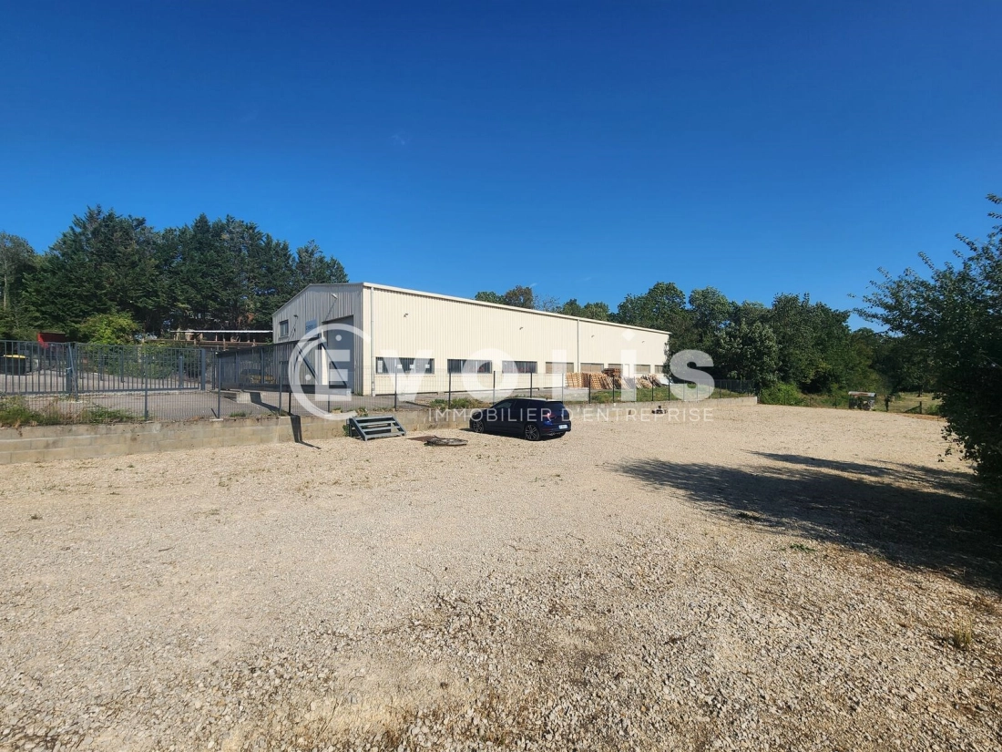 Photo 3 – location Entrepôts / activités	SAINT MARCEL BEL ACCUEIL (38080)