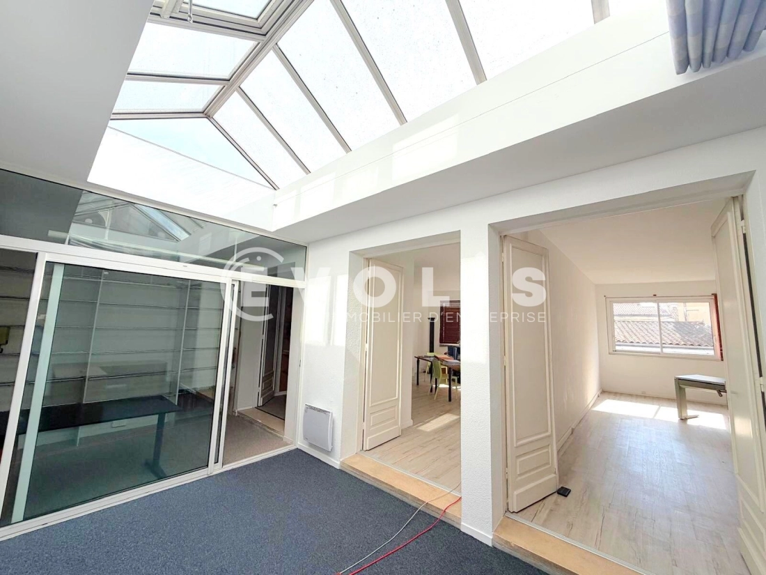 Photo 1 – location bureaux	BORDEAUX (33000)