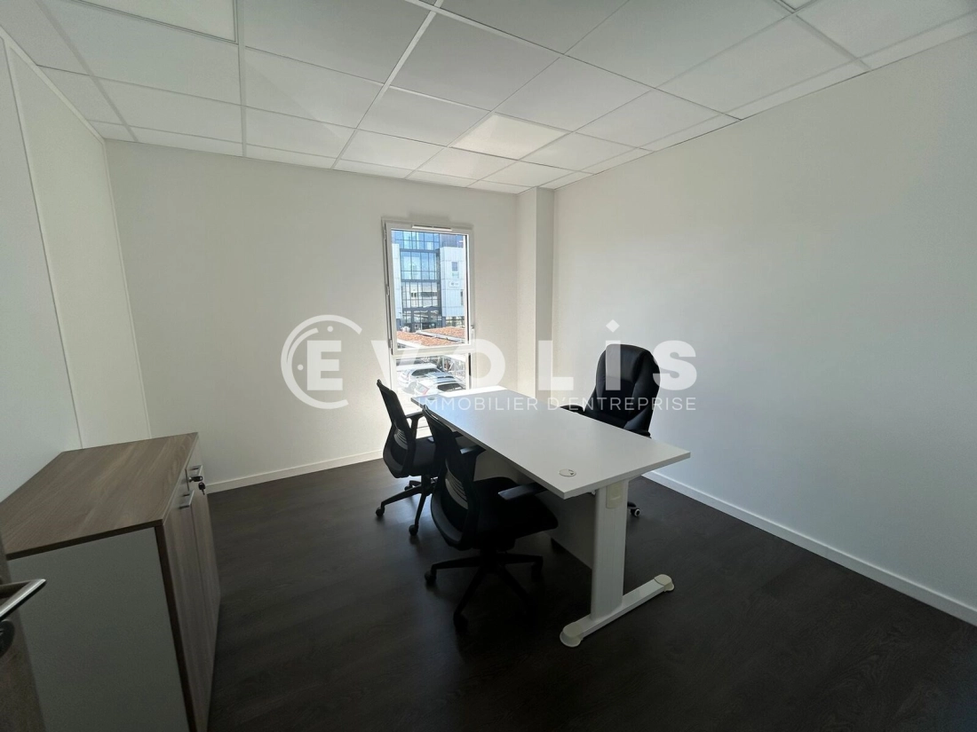 Photo 8 – location bureaux	SAINT MEDARD EN JALLES (33160)