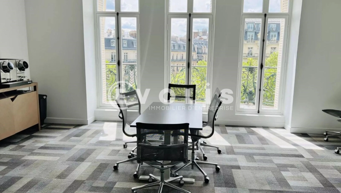 Photo 1 – location Coworking	PARIS (75008)