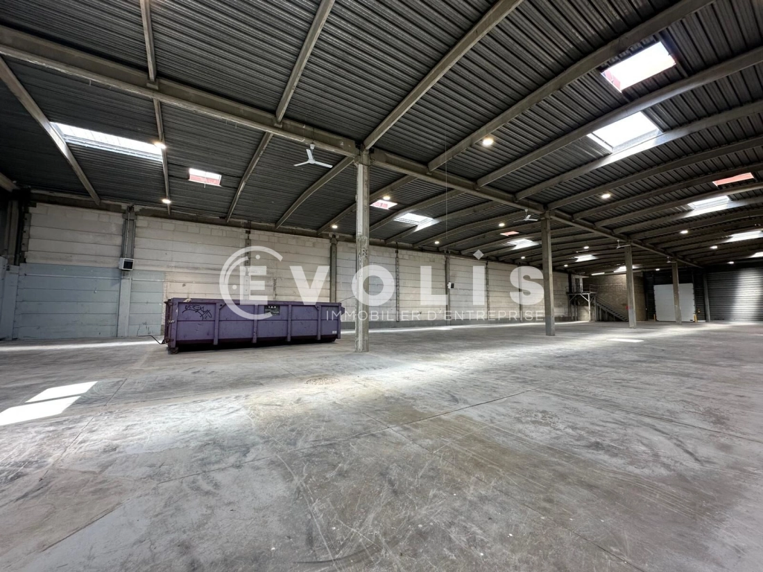 Photo 7 – location Entrepôts / activités	VILLENEUVE LA GARENNE (92390)