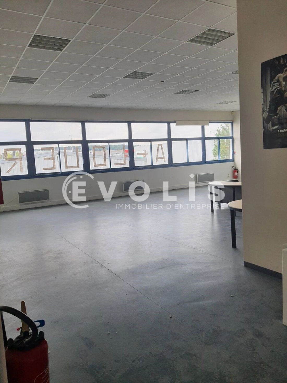 Photo 6 – vente Locaux commerciaux	ORGEVAL (78630)