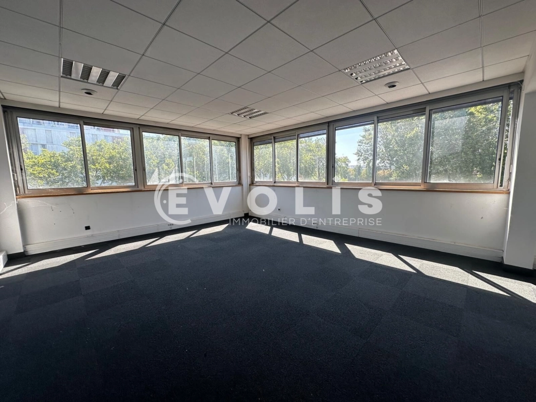 Photo 8 – location bureaux	VILLENEUVE LA GARENNE (92390)