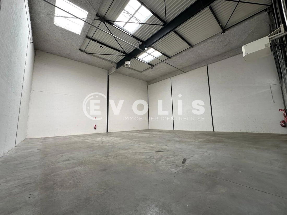 Photo 1 – location bureaux	VILLENEUVE LA GARENNE (92390)