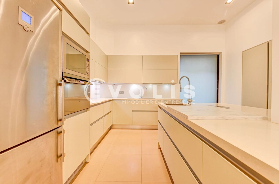 Photo 6 – location Coworking	PARIS (75010)