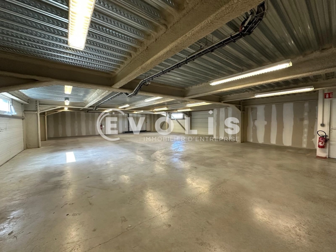 Photo 7 – location Entrepôts / activités	NANTERRE (92000)