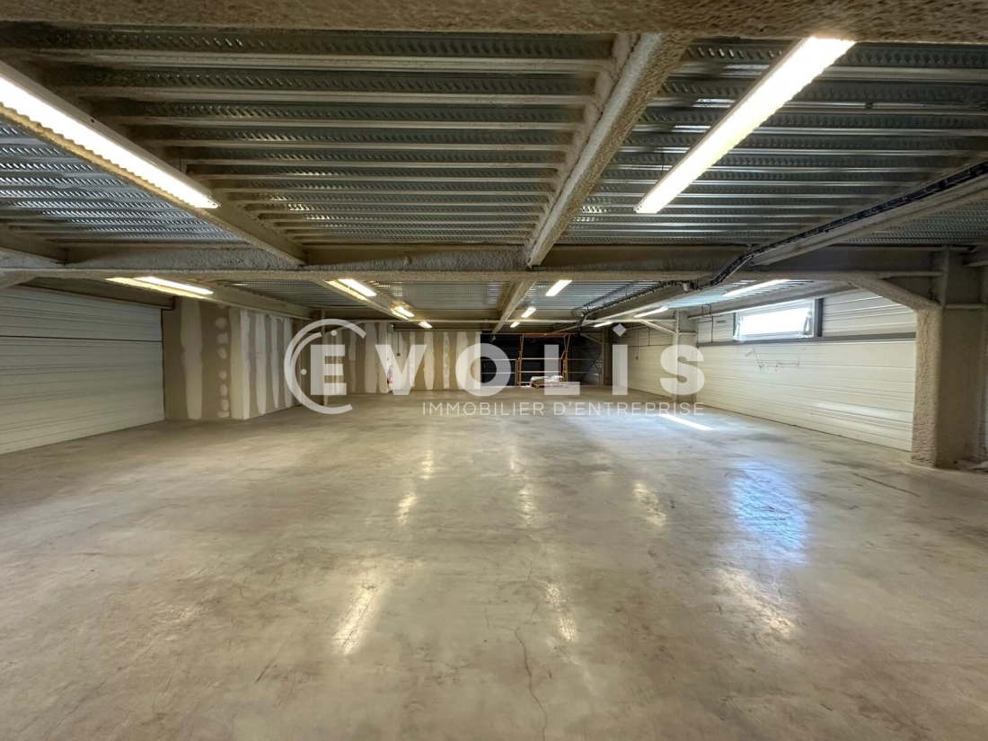 Photo 9 – location Entrepôts / activités	NANTERRE (92000)