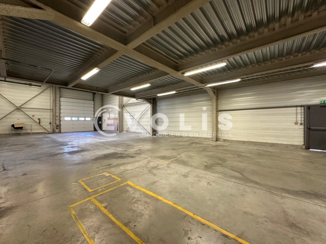 Photo 5 – location Entrepôts / activités	NANTERRE (92000)