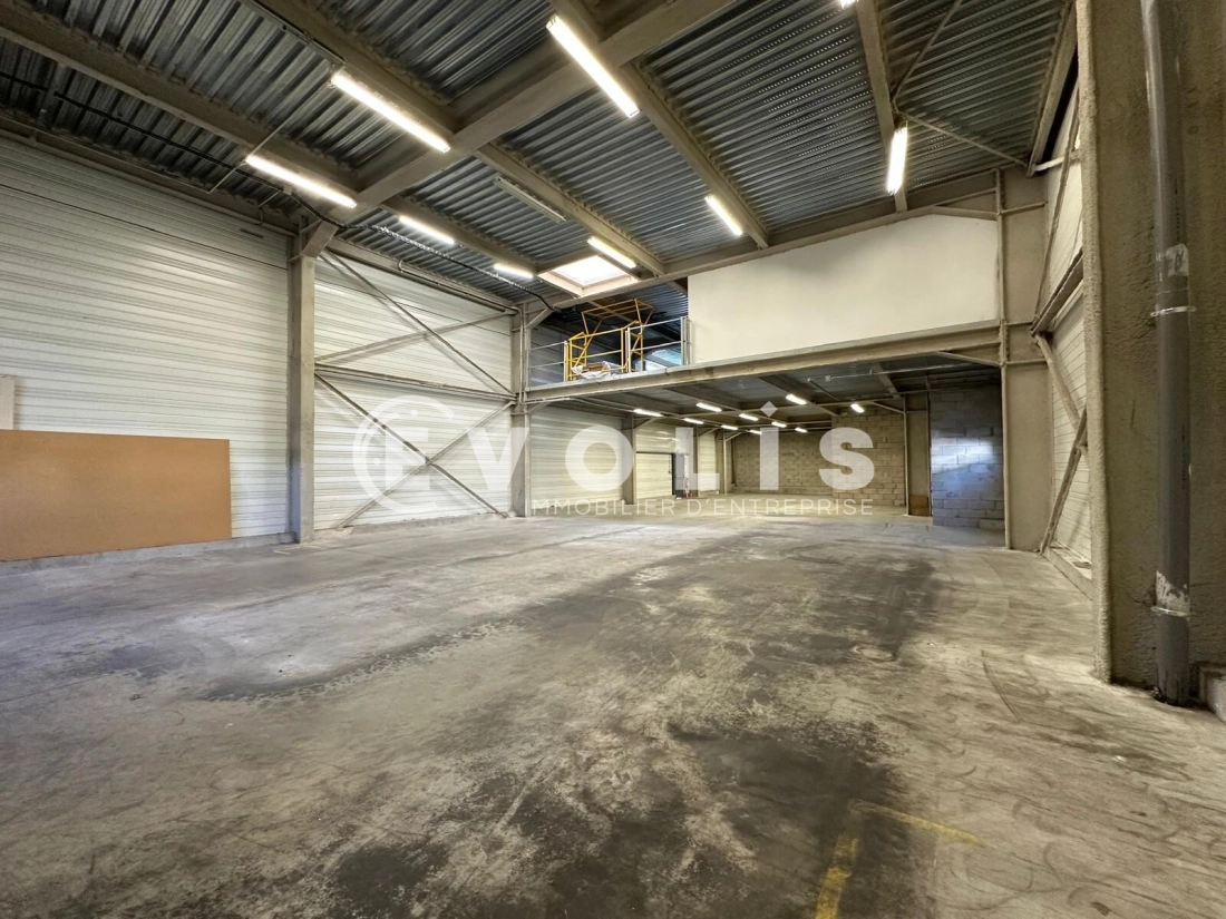 Photo 4 – location Entrepôts / activités	NANTERRE (92000)