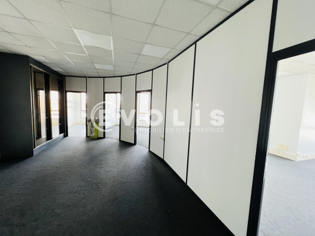Photo 3 – location bureaux	PONTAULT COMBAULT (77340)