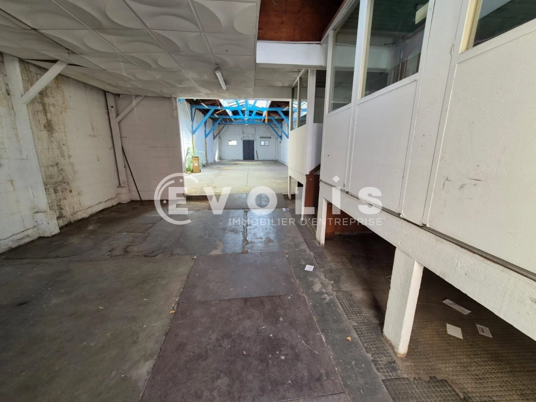 Photo 5 – location Entrepôts / activités	MONTREUIL (93100)
