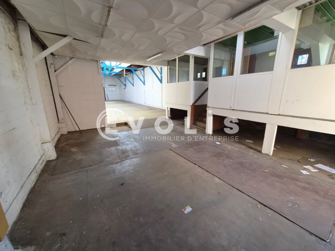 Photo 4 – location Entrepôts / activités	MONTREUIL (93100)