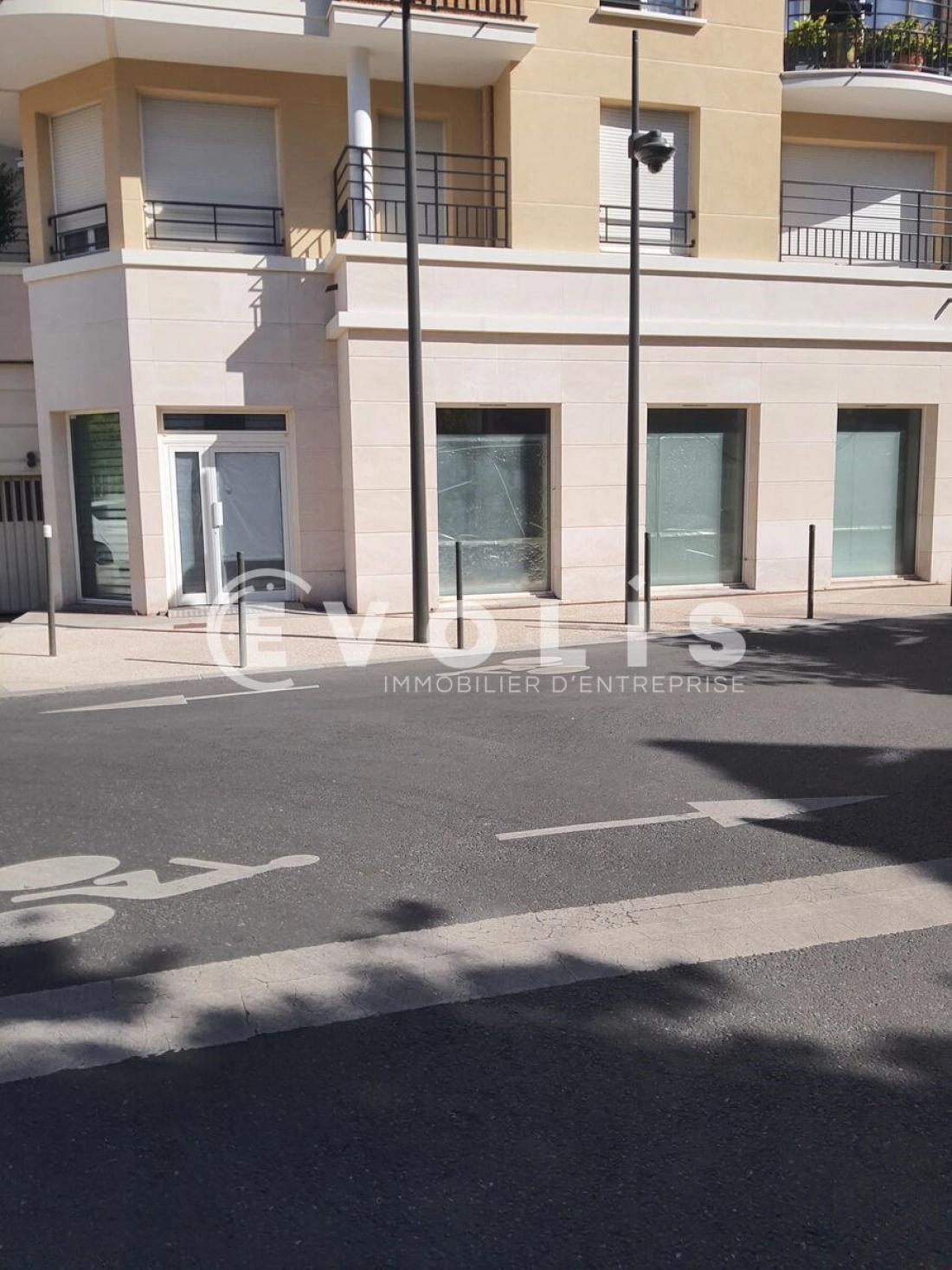 Photo 4 – location Locaux commerciaux	MONTROUGE (92120)