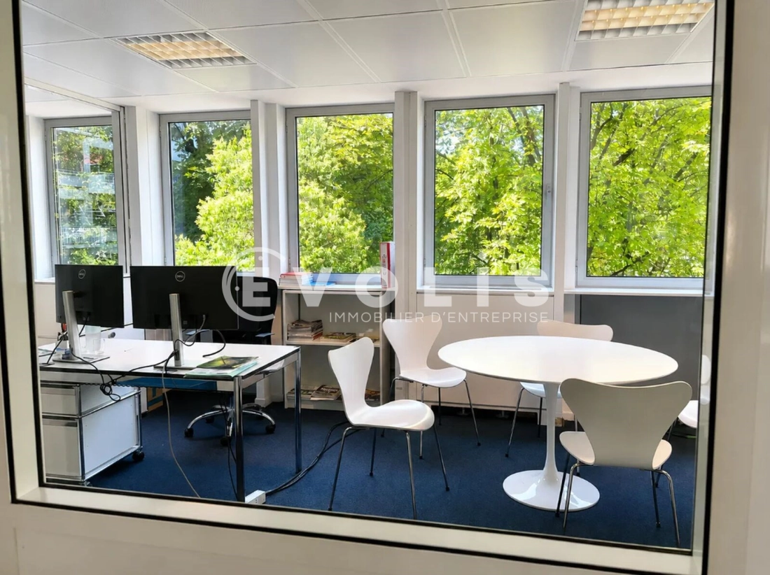 Photo 2 – location Coworking	PARIS (75007)
