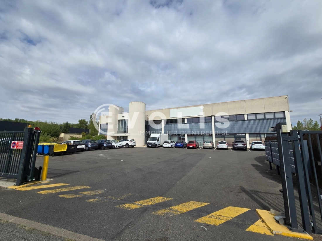 Photo 1 – vente Entrepôts / activités	EVRY COURCOURONNES (91000)