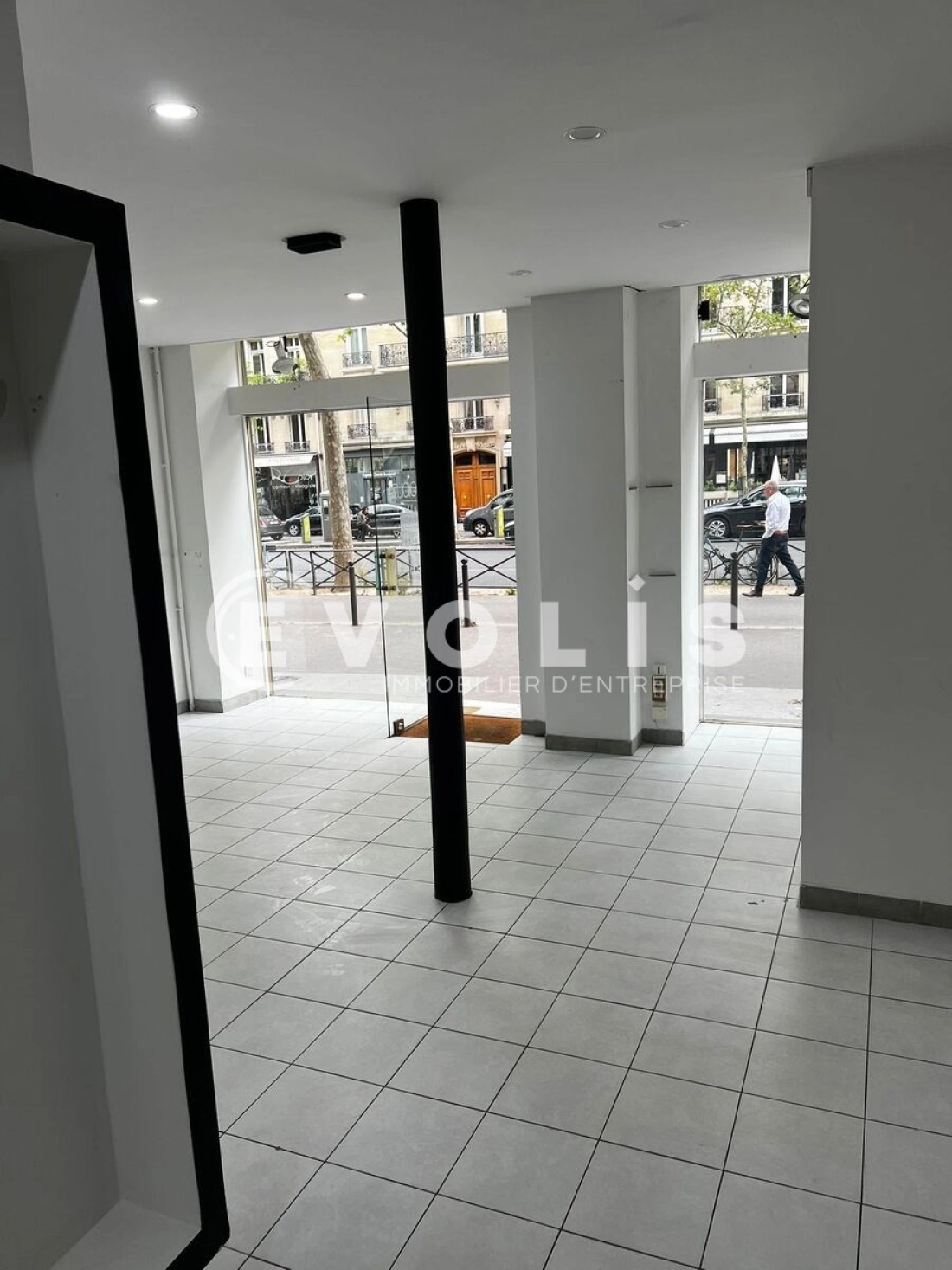Photo 4 – location Locaux commerciaux	PARIS (75007)