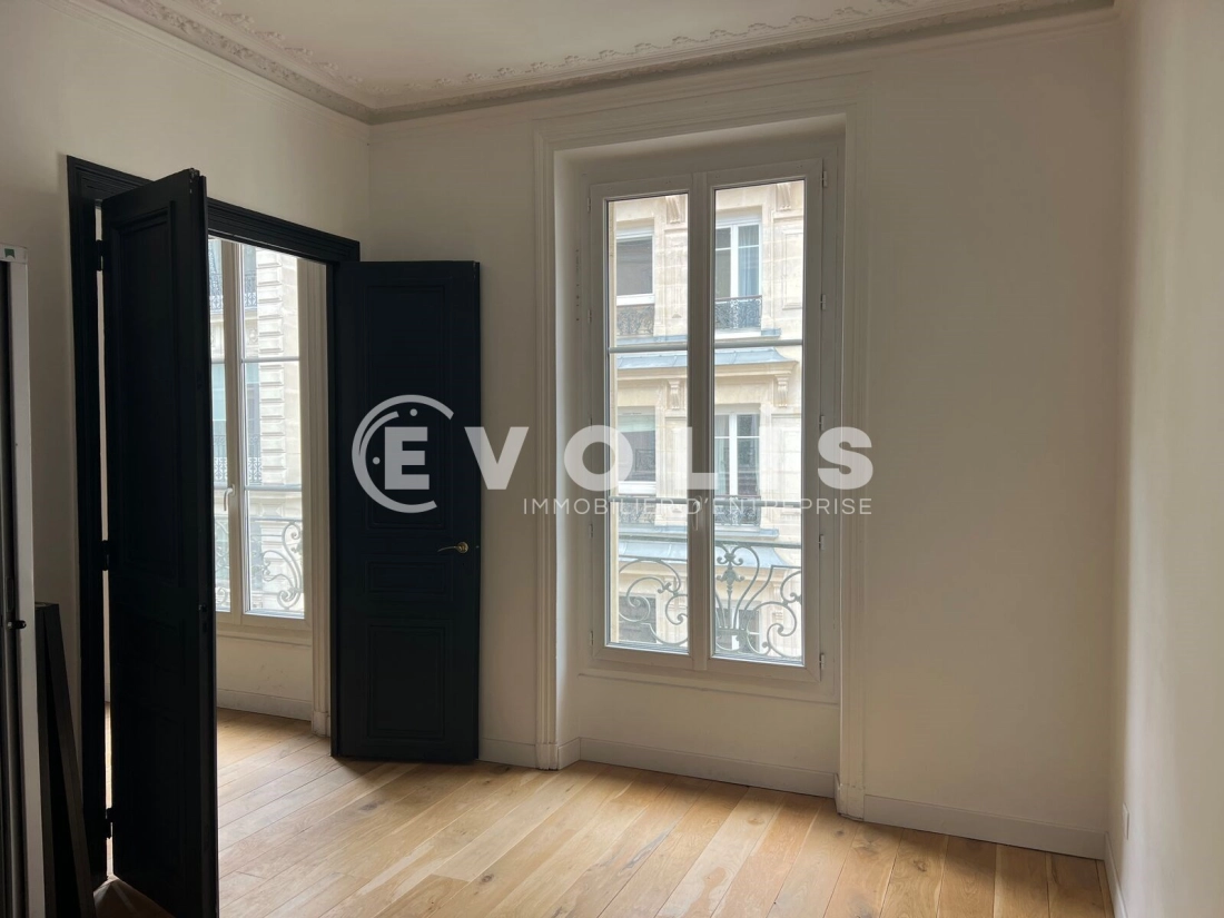 Photo 4 – location bureaux	PARIS (75010)
