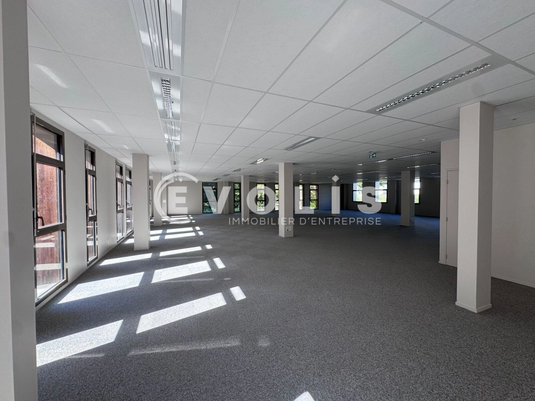 Photo 8 – location bureaux	LIMONEST (69760)