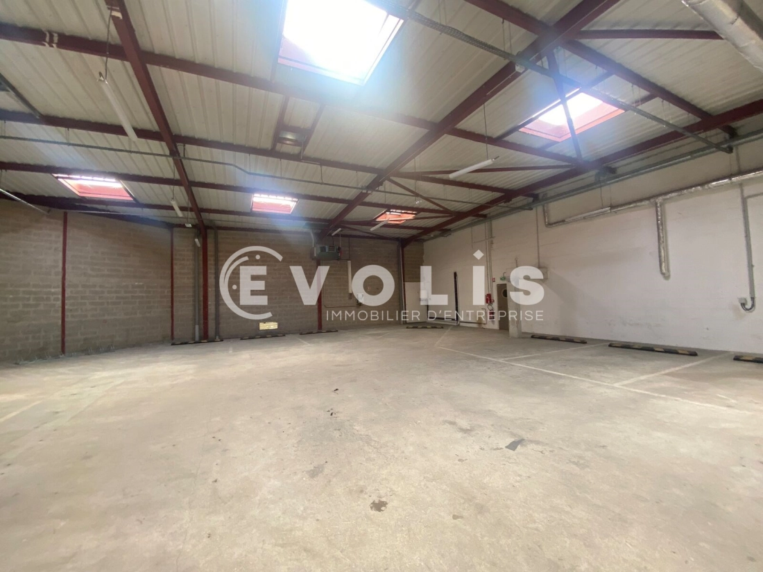 Photo 7 – location Entrepôts / activités	NEUILLY SUR MARNE (93330)