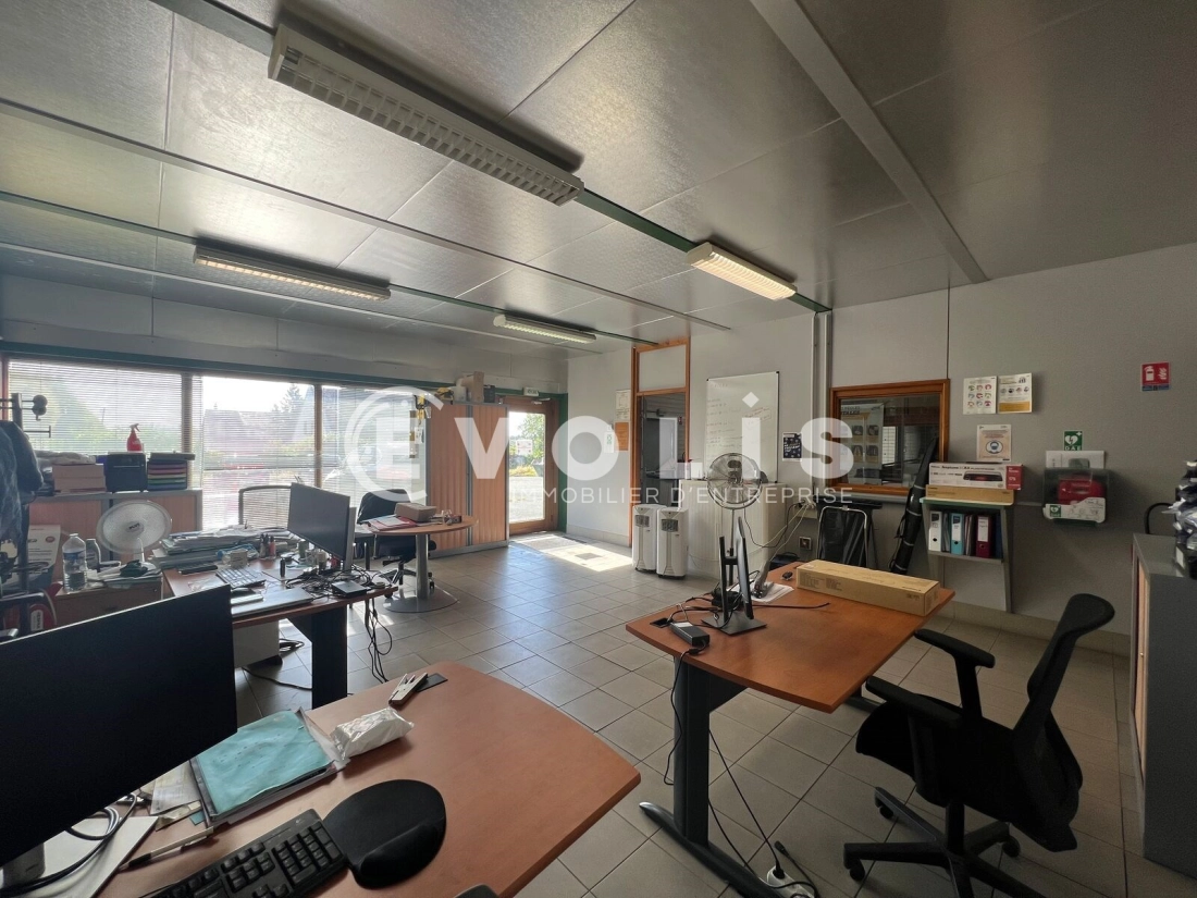 Photo 8 – location Entrepôts / activités	CHAMPLAN (91160)