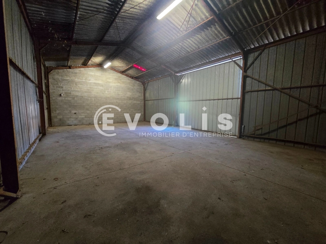 Photo 1 – location Entrepôts / activités	VILLEBON SUR YVETTE (91140)