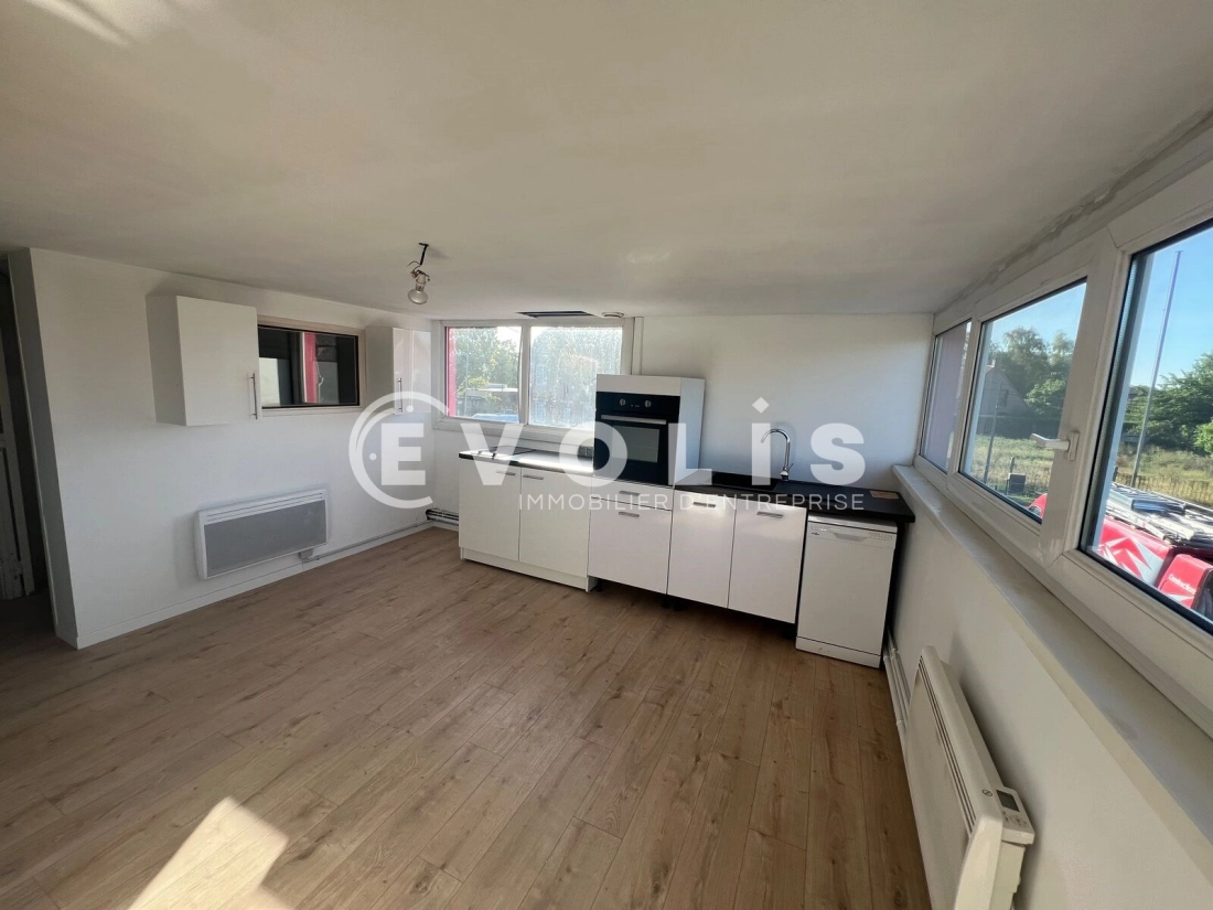 Photo 5 – location Entrepôts / activités	VILLENEUVE D'ASCQ (59650)