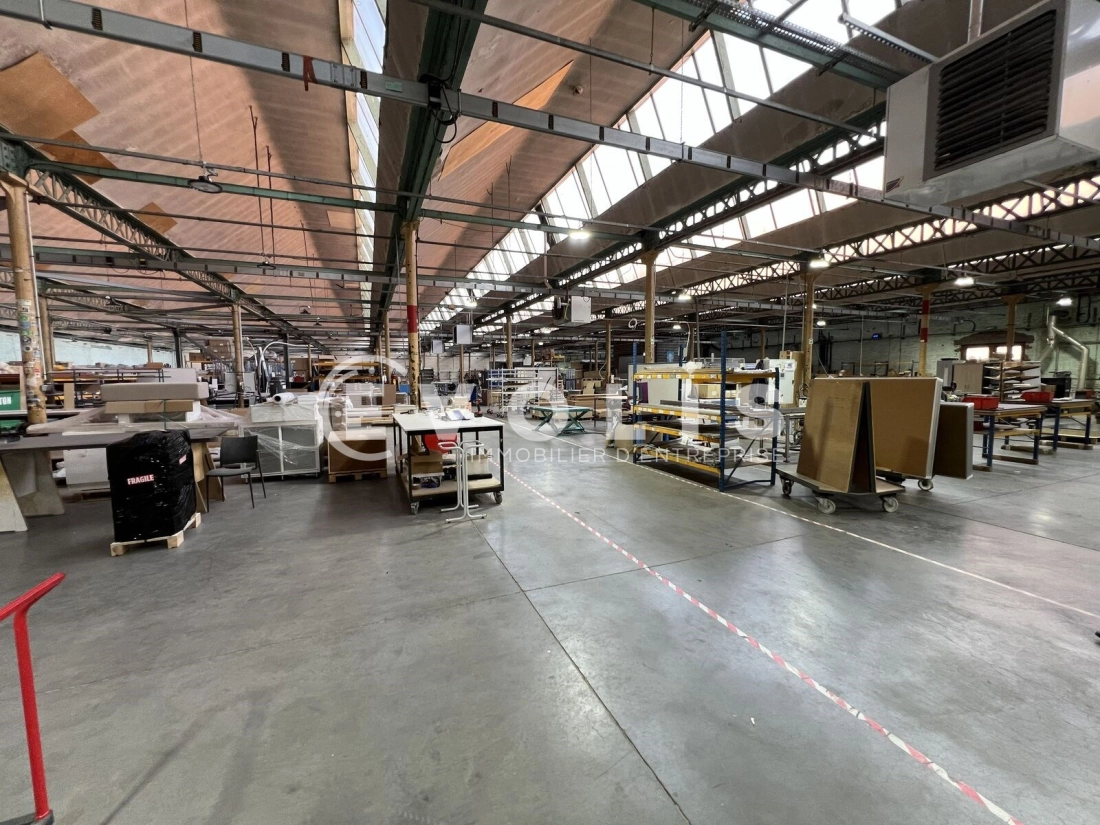 Photo 1 – vente Entrepôts / activités	WERVICQ SUD (59117)