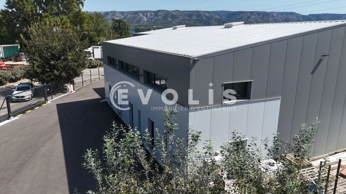 Photo 2 – location bureaux	CAVAILLON (84300)
