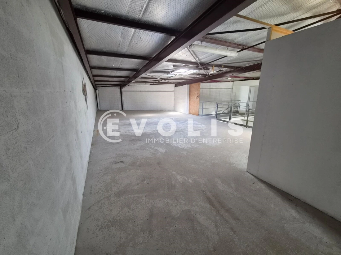 Photo 6 – location Entrepôts / activités	CHAMPIGNY SUR MARNE (94500)