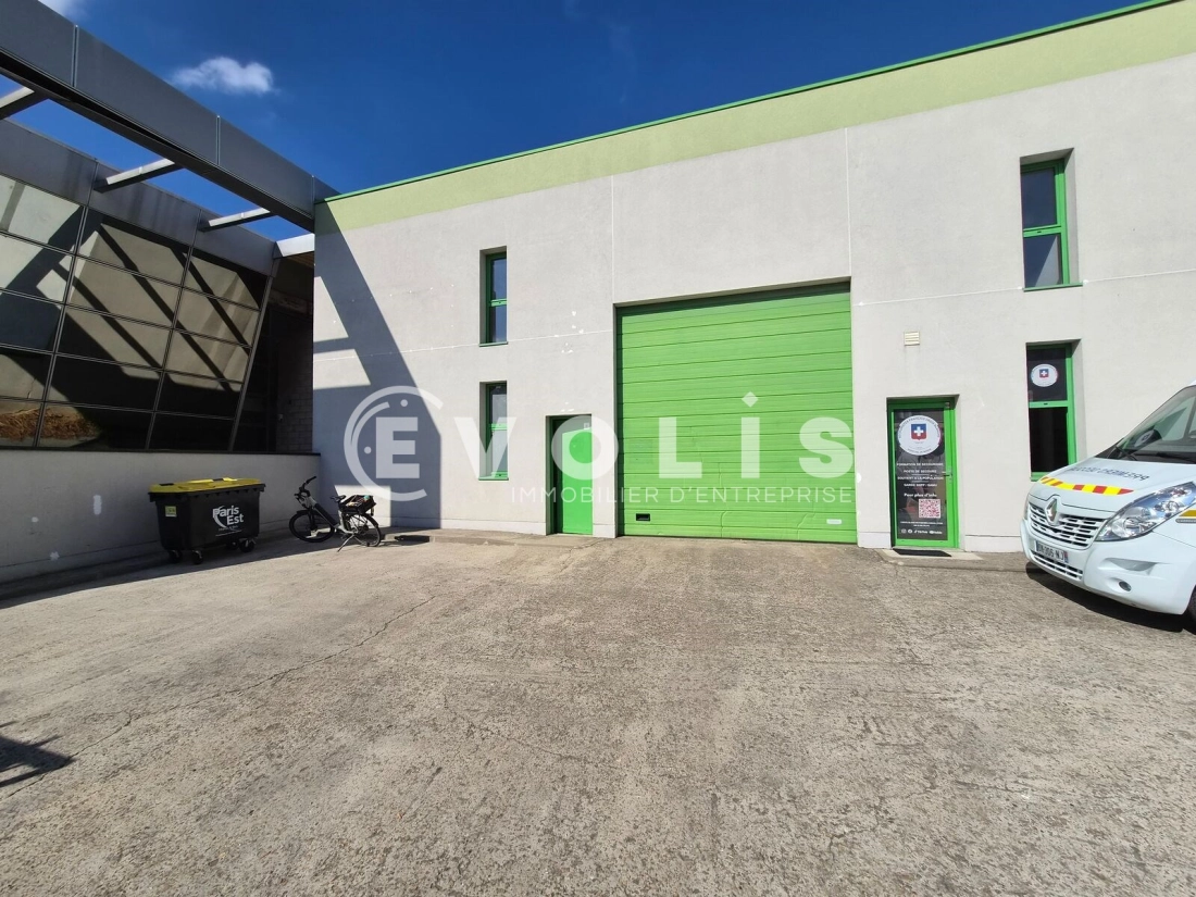 Photo 1 – location Entrepôts / activités	CHAMPIGNY SUR MARNE (94500)
