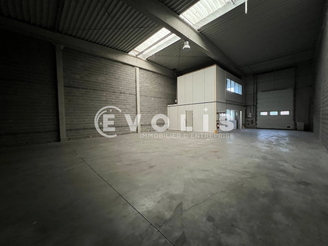 Photo 3 – location Entrepôts / activités	BONDUES (59910)