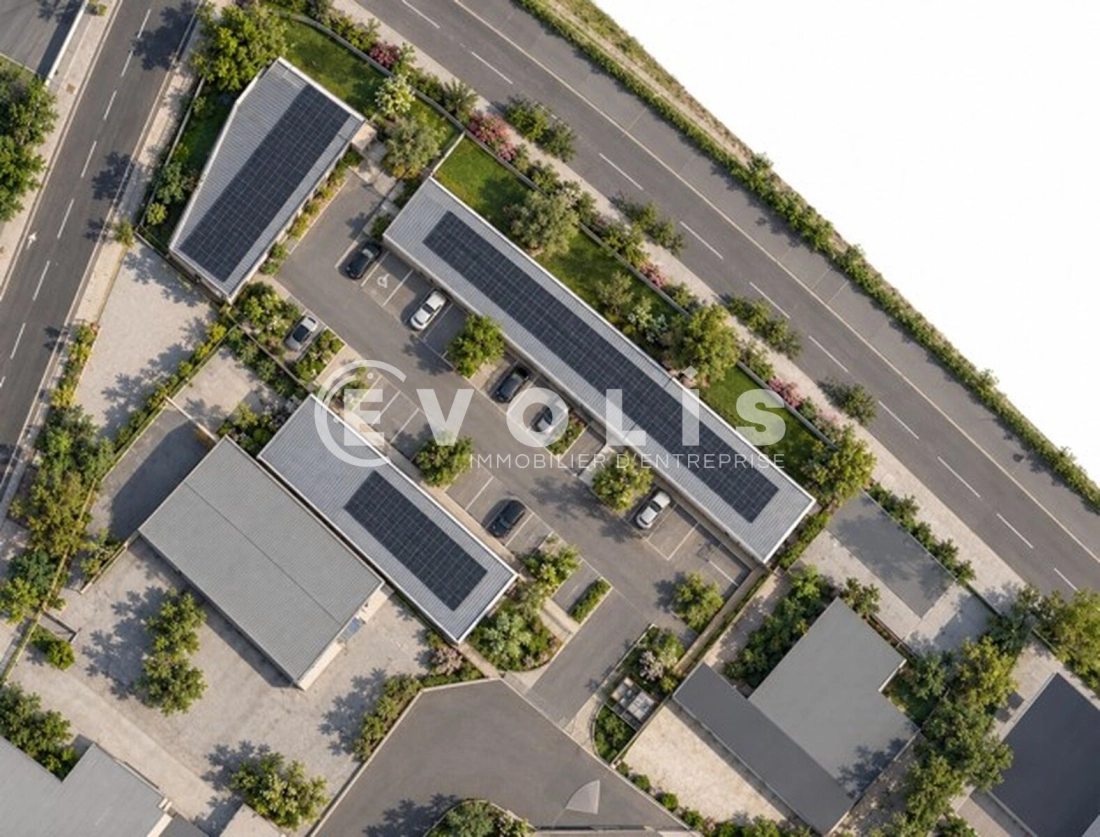 Photo 5 – vente Entrepôts / activités	SAINT LAURENT DE MURE (69720)