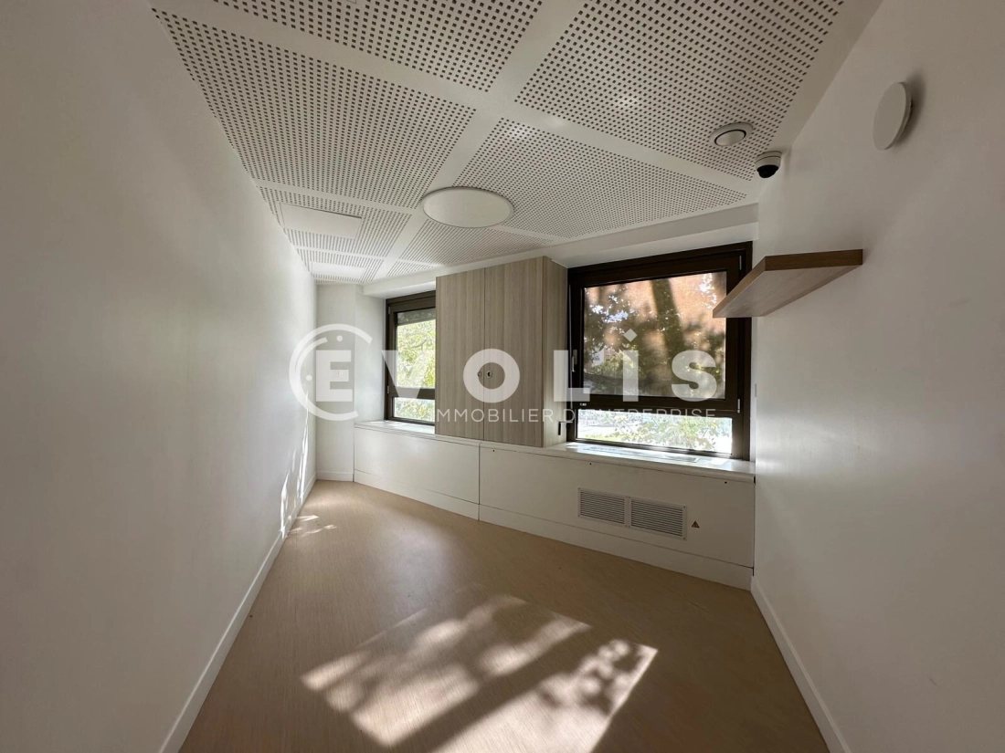Photo 15 – vente bureaux	LA GARENNE COLOMBES (92250)