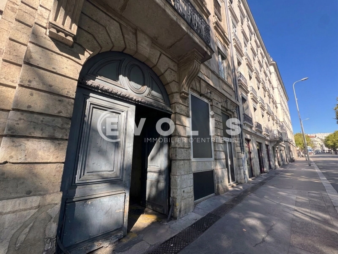 Photo 1 – location bureaux	LYON (69001)